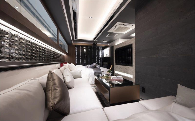 SUITE ROOM(ROOM81)内観